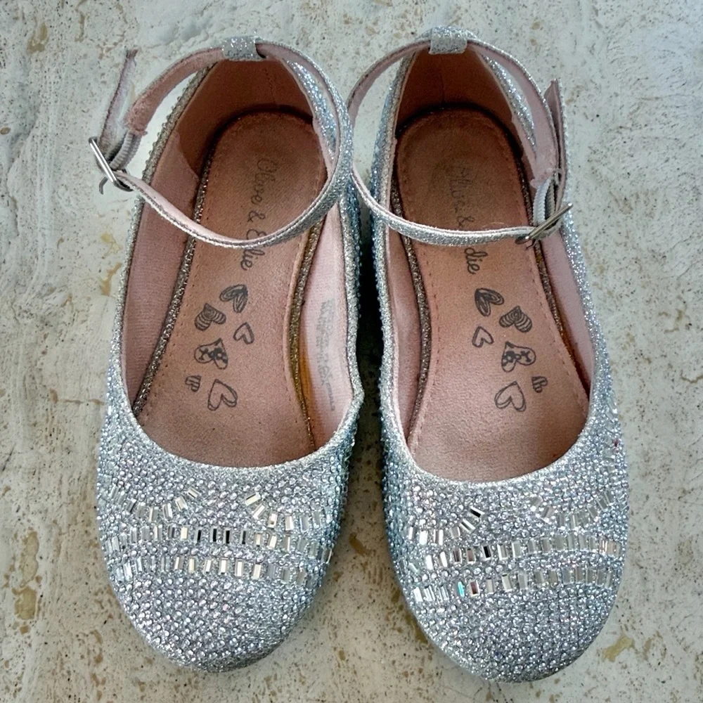 Olive & Edie adorable shoes